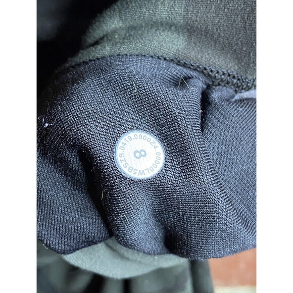 Lululemon Women’s Align High Rise Leggings Size 8 Green Camo 30” Inseam - Picture 2 of 8